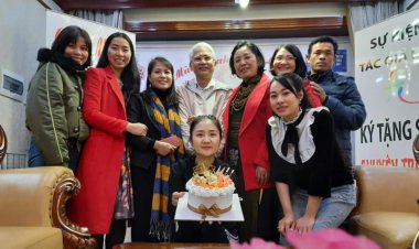 Con Chó Và Sợi Dây