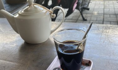 Lý Tứ Đọc Truyện Lý Tứ