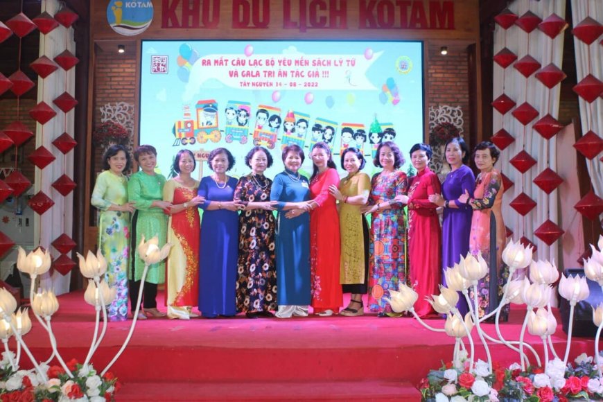 Bài Thu Hoạch Của HĐ: Người Phụ Nữ 9 Tháng Tuổi Và Hành Trình 10 Năm Ngồi Nhầm Chỗ