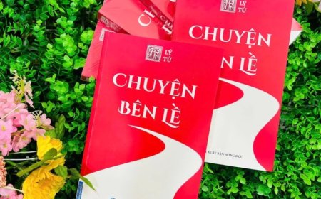 Chuyện Bên Lề Tác Giả Lý Tứ